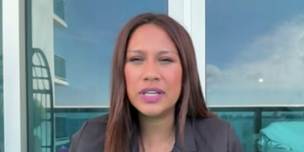 Esposa de venezolano dice que DHS rastreó su placa para detenerlo
