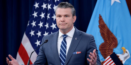 El Pentágono justifica la plegaria de Pete Hegseth similar a la de 'Pulp Fiction'