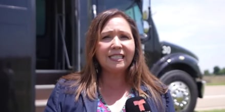 "Hay que cerrarlo", exigen siete congresistas que visitaron el centro de detención de ICE en Dilley, Texas