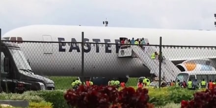 "Nos iban a disparar por los pies": latinos deportados a África denuncian amenazas