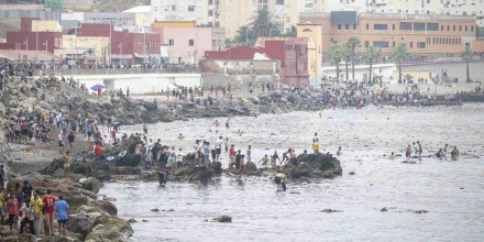Las implicaciones humanitarias y geopolíticas de la llegada de migrantes a Ceuta