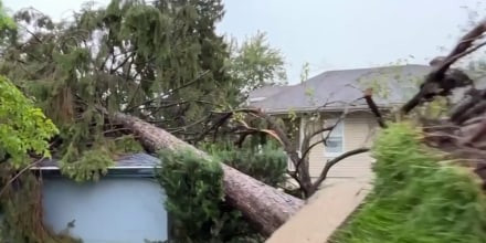 Tormentas con vientos huracanados provocan apagones en Ohio