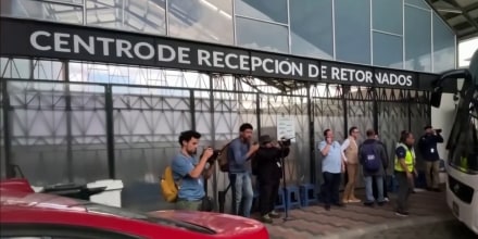 Crece a casi 2,400 la cifra de mexicanos deportados por EE.UU. a Guatemala