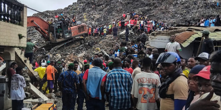 Hay al menos 30 muertos tras un deslizamiento de basura en Guinea