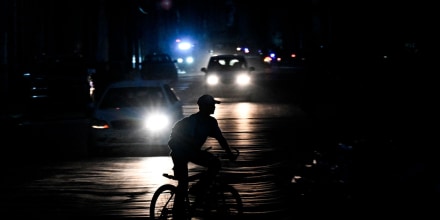 Cuba vuelve a quedarse a oscuras mientras se recuperaba de otro apagón nacional