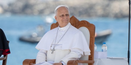 El papa León XIV lanza un fuerte mensaje sobre la crisis migratoria en Europa