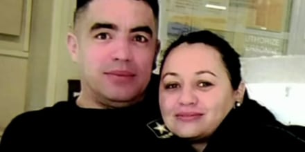 La esposa de un sargento estadounidense detenida por ICE está al borde de la deportación a México