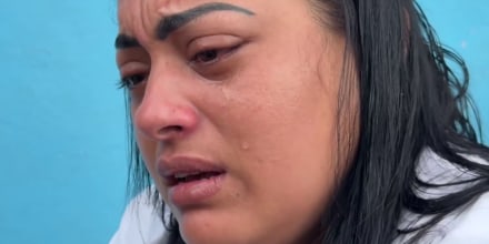 "Es horrible", cuenta a su regreso la mujer que perdió a su mamá y sus tres hijos en los sismos