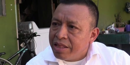 Un diácono deportado a Guatemala trata de rehacer su vida y sueña con regresar a EE.UU.