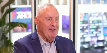 "El fútbol se vive mejor en español", dice Andrés Cantor, la voz latina del Mundial