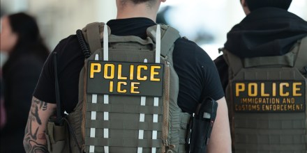 Republicanos buscan otros $60,000 millones para operativos migratorios