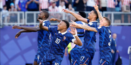 Francia y Marruecos avanzan a cuartos de final tras eliminar a Paraguay y Canadá