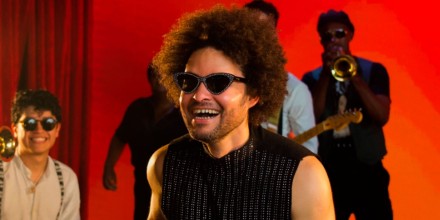 Denuncian que ICE arrestó a un músico cubano ganador de un Latin Grammy