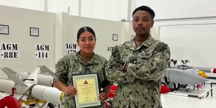 Familiares de tripulantes del portaaviones USS Lincoln denuncian condiciones insalubres