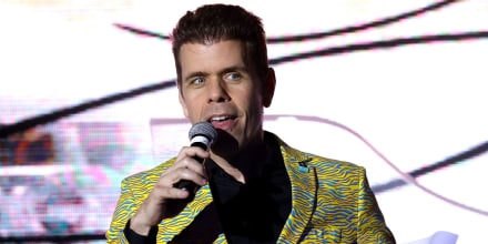 El bloguero Perez Hilton es hospitalizado de emergencia tras atentar contra su vida