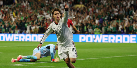 México hace historia: gana sus tres partidos de fase de grupos por primera vez en un Mundial