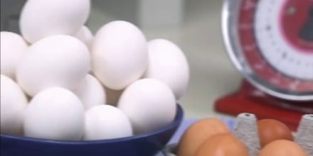 La FDA eleva a nivel máximo el riesgo por salmonela vinculado a los huevos