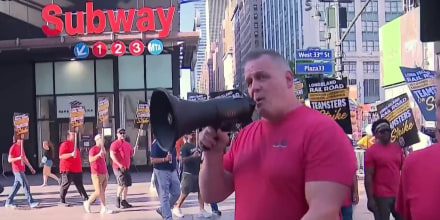 Miles de pasajeros enfrentan caos en Nueva York por huelga ferroviaria