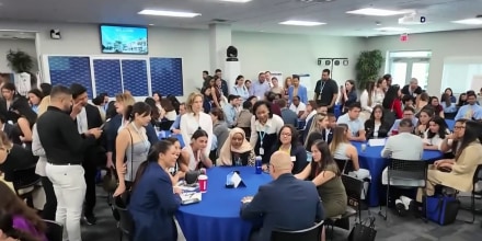 El Gobierno de Trump desata temor entre los médicos inmigrantes en EE.UU.