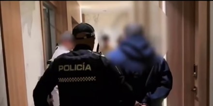 Arrestan a un estadounidense en Colombia bajo cargos de abusar de un menor de edad