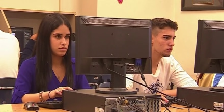Generación Z redefine el 'sueño americano' ante altos costos