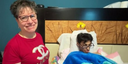 Joven con cáncer terminal espera a sus padres, que ya están en camino tras ser deportados