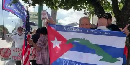 Los cubanos reaccionan a los cargos contra Raúl Castro entre la esperanza y las dudas
