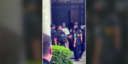 Hombre arrestado tras entrar armado en Instituto Cultural Mexicano de Washington D.C.