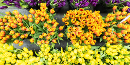 La tradición de regalar flores por el Día de las Madres se mantiene a pesar de los precios