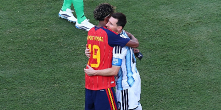 Lionel Messi y Lamine Yamal protagonizan la imagen que marcó el cierre del Mundial
