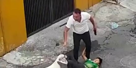 Vecinos rescatan a niño atacado por un pitbull en Ciudad de México
