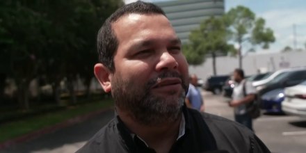Liberan a pastor detenido en Texas tras pagar fianza, la cual fue reunida por su iglesia