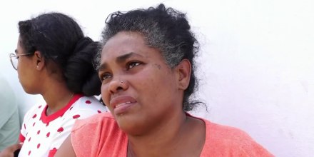 Mujer relata cómo rescató a su esposo de entre los escombros en Venezuela