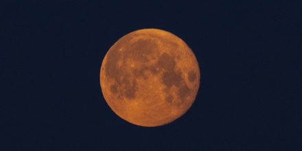 Vea algunas de las imágenes más impresionantes de la Luna de Sangre
