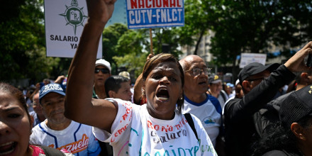 Venezolanos exigen mejoras salariales en su primer 1 de mayo sin Maduro