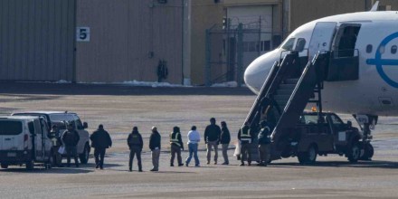 El Gobierno busca cobrar multas migratorias a personas que ya salieron de Estados Unidos