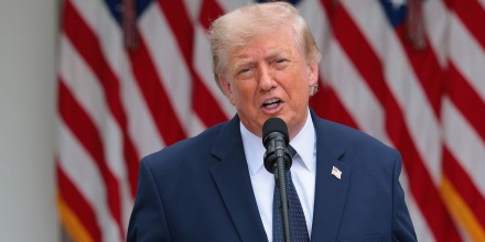 ¿Puede Trump exigir que la Corte Suprema reconsidere la ciudadanía por nacimiento?