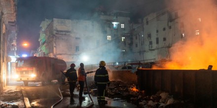 Cuba reprime protestas en varios puntos de La Habana en medio de los largos apagones
