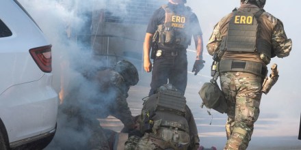 Qué saber de las denuncias de México en cortes de EE.UU. por inmigrantes muertos