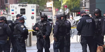Image: Police outside Time Warner Center