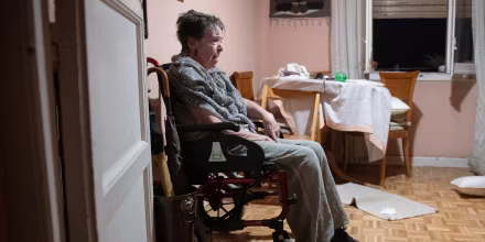 Muere Maricarmen, la anciana cuyo desahucio desató protestas en España por la crisis de vivienda