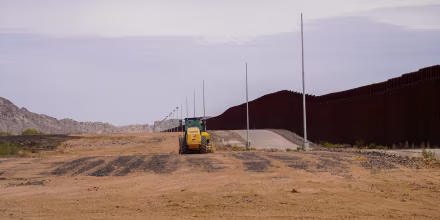 La construcción del muro fronterizo de Trump dañó un geoglifo más antiguo que las pirámides de Egipto