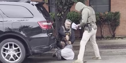 Agentes de ICE arrestan por error a otro ciudadano estadounidense en Chicago