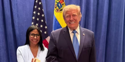 Venezuela libera a decenas de prisioneros tras una reunión de Trump y Delcy Rodríguez