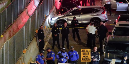 Agente de ICE balea a inmigrante dominicano que viajaba con niño en operativo en Nueva York