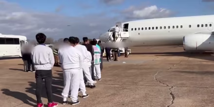Abogada analiza el fallo de la Corte Suprema que reanuda las deportaciones a terceros países