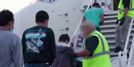 Pese a las deportaciones masivas, los números aún están lejos de las metas de la Casa Blanca