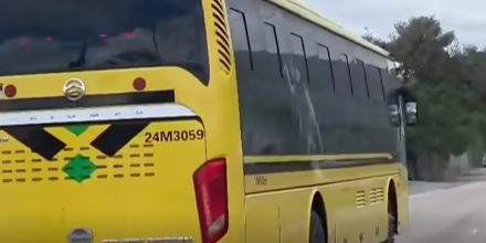 Jamaica recibe a 22 migrantes expulsados por EE.UU. bajo nuevo acuerdo de deportaciones
