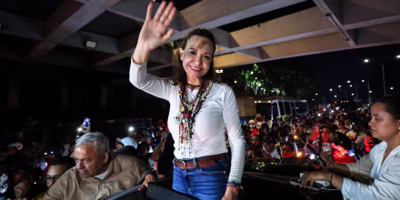 María Corina Machado dice que intentó regresar a Venezuela siete veces