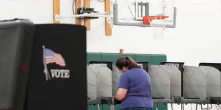 Millones eligen votar anticipadamente: le explicamos las claves a ocho días de las 'midterms'